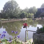Sainte Anne Bed & Breakfast 3*